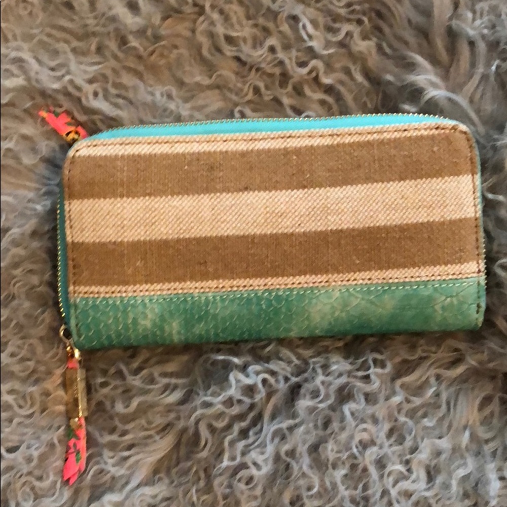 ADORABLE DEUX LUX WALLET